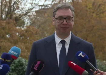 Vučić: Pokrenuta tema da se nekim zemljama dozvole više stope deficita