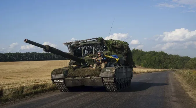 Foto: Tanjug AP/Evgeniy Maloletka (STF)